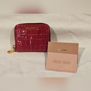Miu Miu Pink Croc-Embossed Leather Compact Wallet